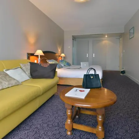 Soleil Et Jardin Hotel 3*