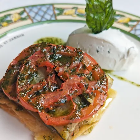 Отель Soleil Et Jardin