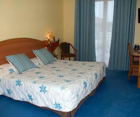 Hotel Soleil Et Jardin Solaize